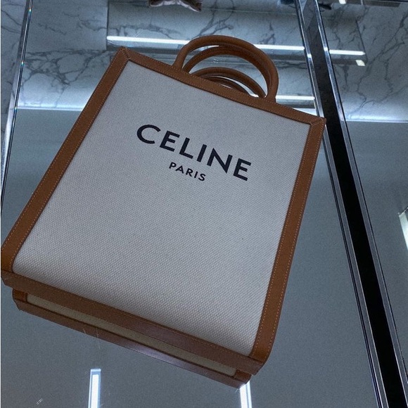 Celine Vertical shopping bag in beige canvas and brown leather - Picture 10 of 13